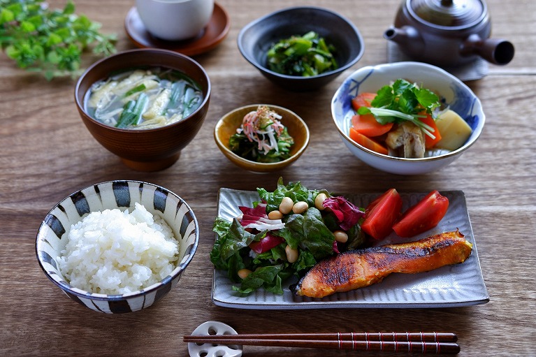 バランスの良い食事を心がける